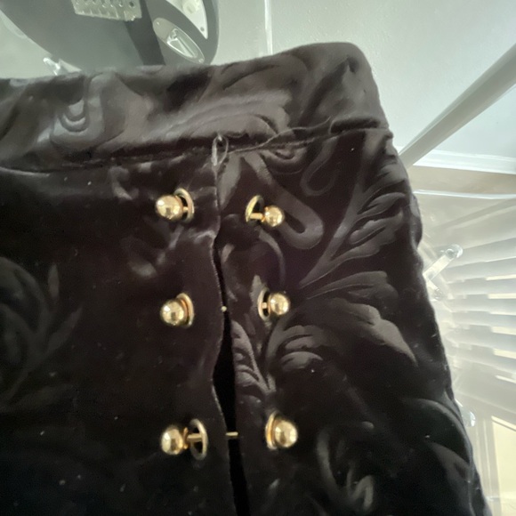 SHEIN Black Mini Skirt with Gold Buttons - Picture 2 of 3
